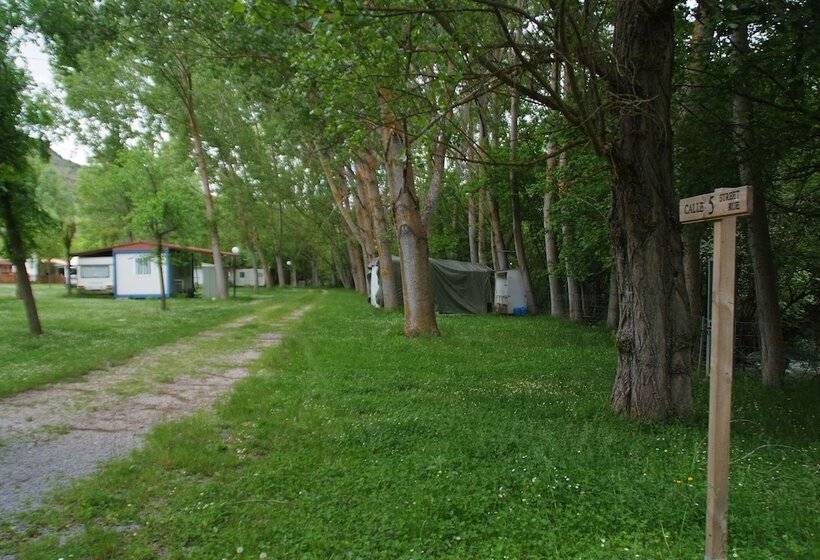 فندق Camping Los Cameros