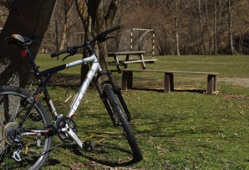 Hotelli Camping Los Cameros