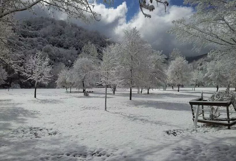 Hotelli Camping Los Cameros