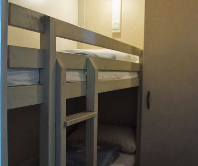 فندق Camping Los Cameros