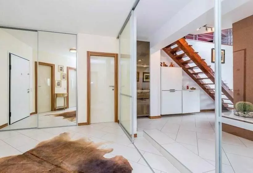 Luxury Penthouse Prestige Near The Sea