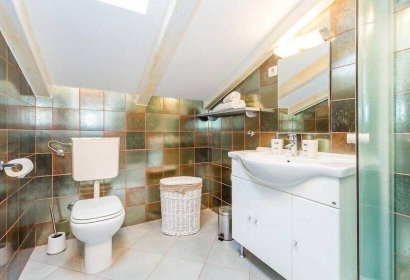 Luxury  Penthouse Prestige