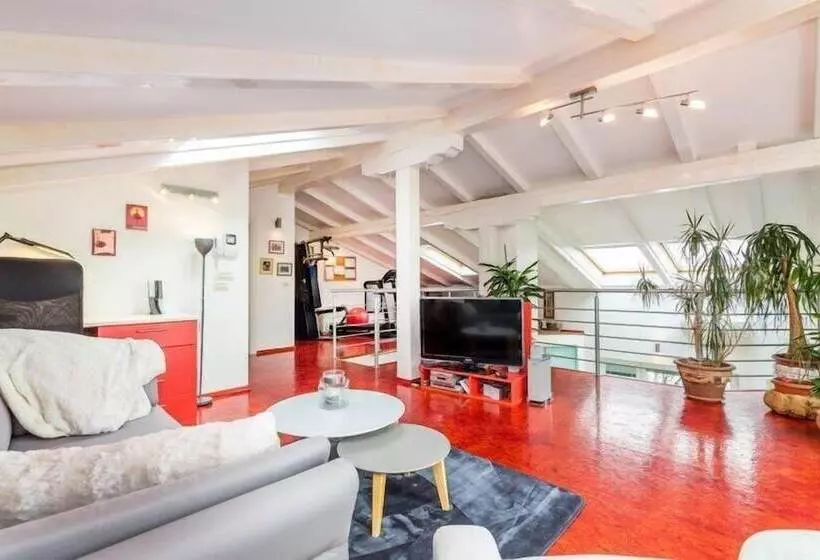 Luxury Penthouse Prestige Near The Sea