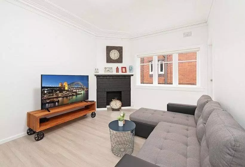 Newly Renovated Apt Close To Cbd Unit 1