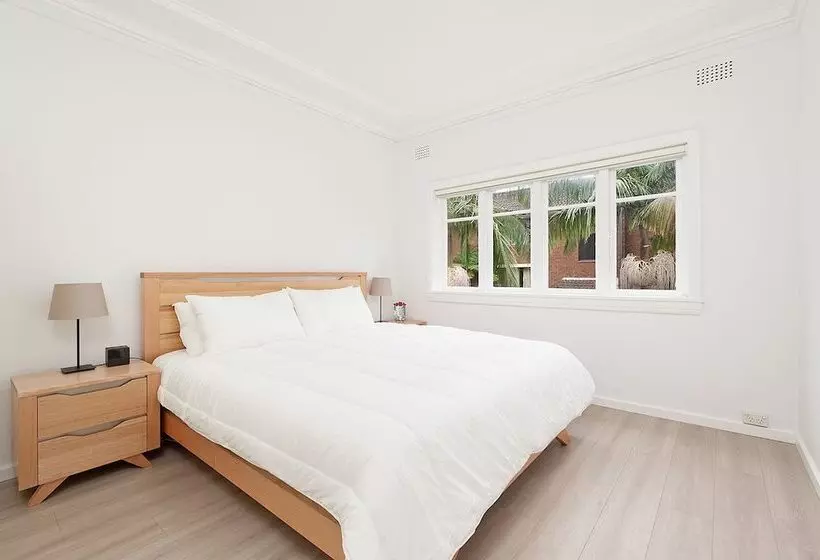 Newly Renovated Apt Close To Cbd Unit 1