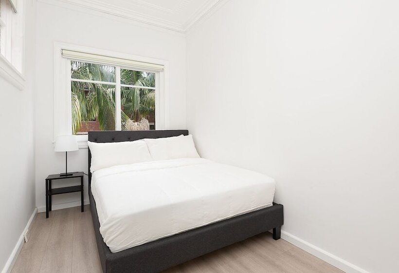 Newly Renovated Apt Close To Cbd Unit 1
