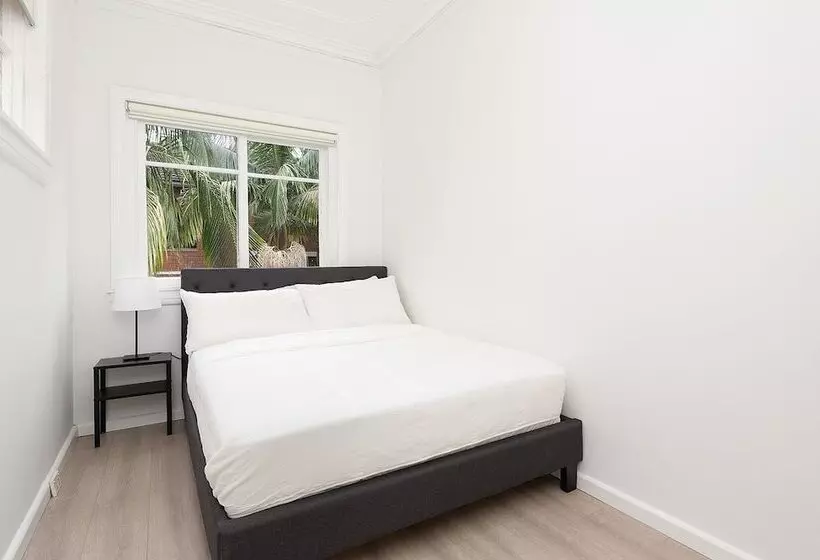 Newly Renovated Apt Close To Cbd Unit 1