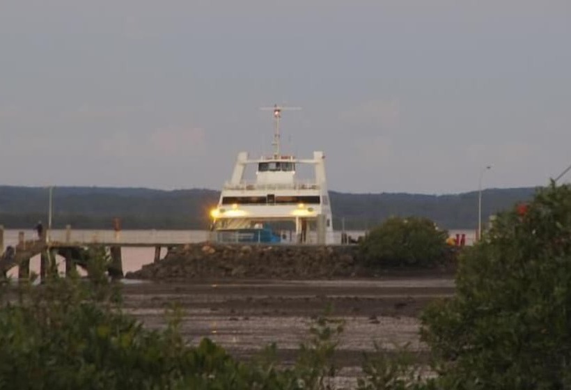 Redland Bay Motel