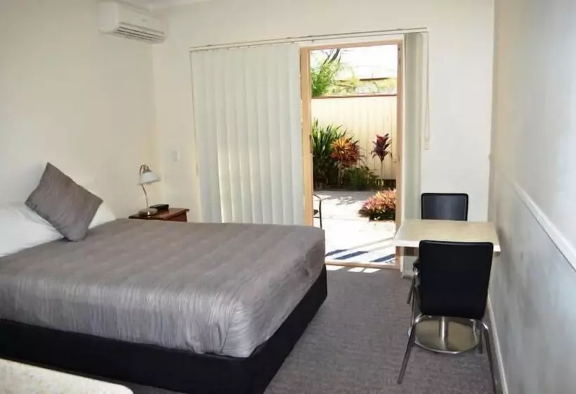 Redland Bay Motel