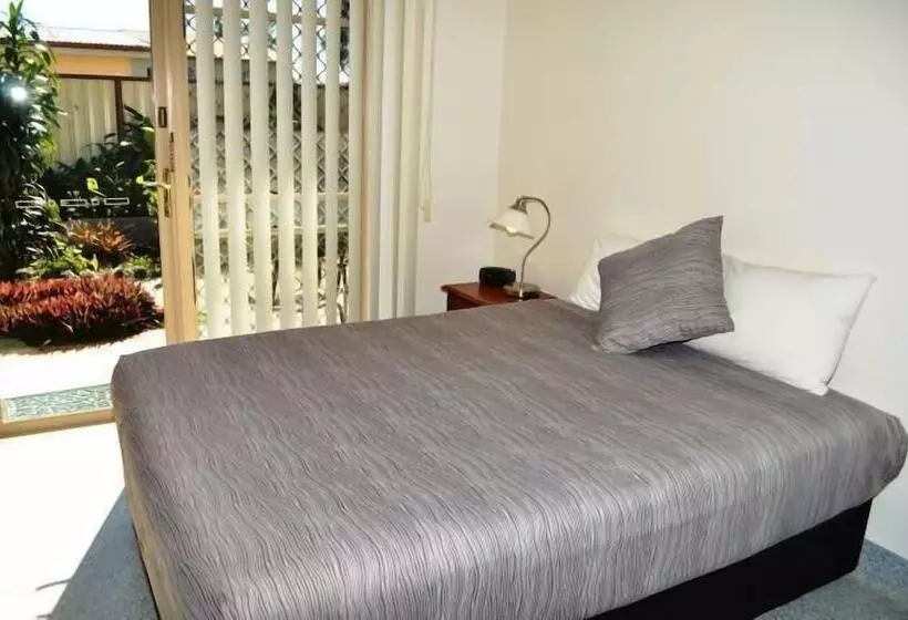 Redland Bay Motel