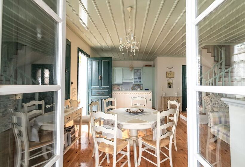 Villa Heliana Enchanting Seaviews