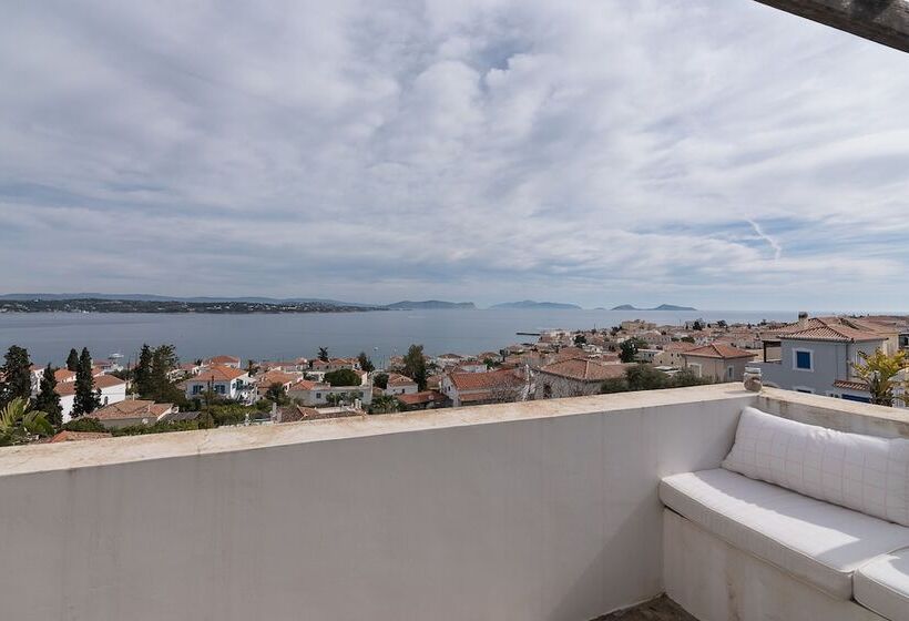 Villa Heliana Enchanting Seaviews