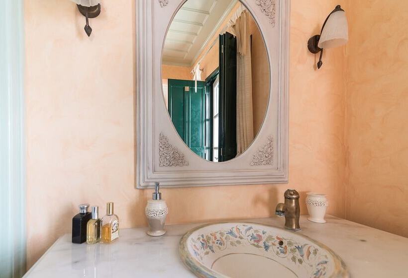 Villa Heliana Enchanting Seaviews