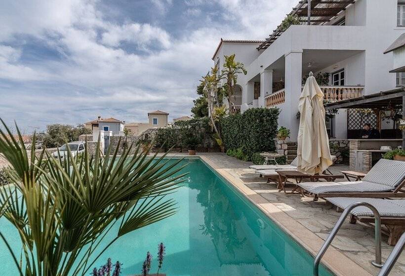 Villa Heliana Enchanting Seaviews