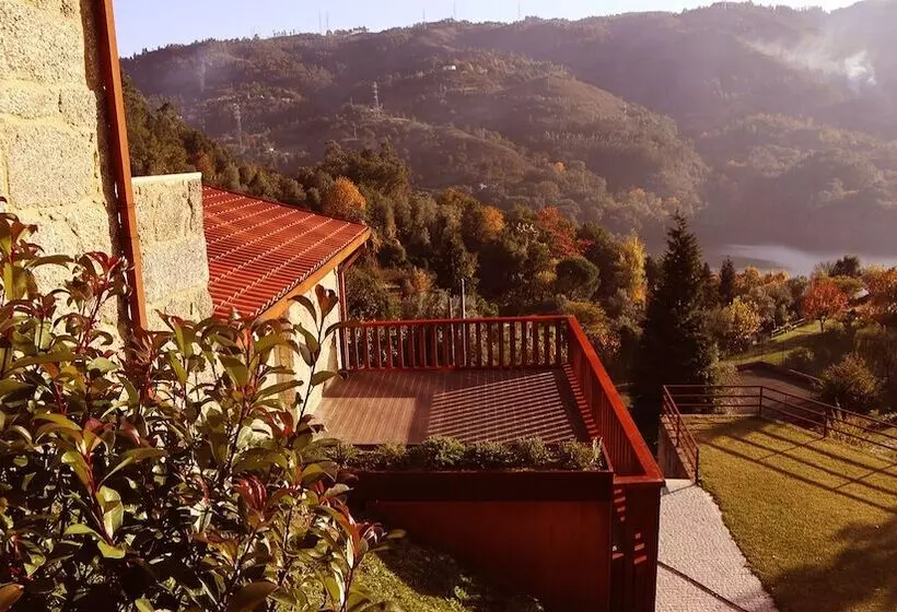 Aamiaismajoitus (B&B) Agrinho Suites & Spa Geres