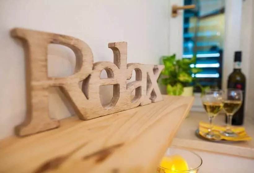 Melek Accommodations