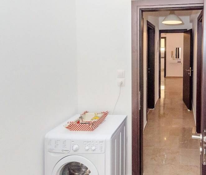 Taurus Deluxe Apartment With Sea View