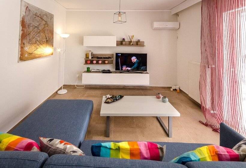 Taurus Deluxe Apartment With Sea View