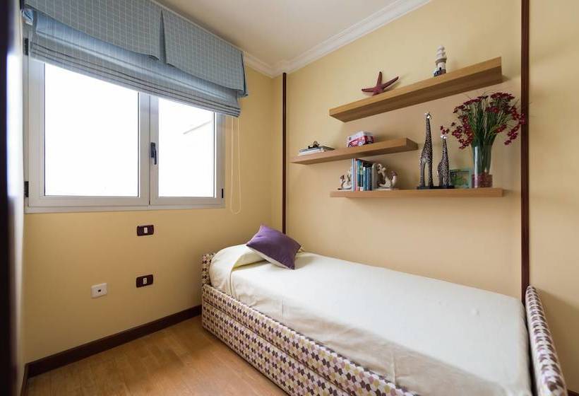 Sardina Attic Flat Pool&solarium