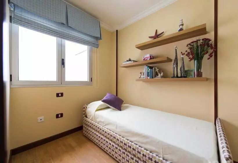 Sardina Attic Flat Pool&solarium