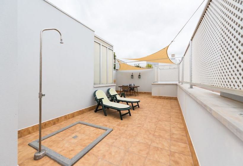 Sardina Attic Flat Pool&solarium