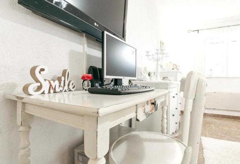 Modern Apartment In The Heart Of Split With Private Garden