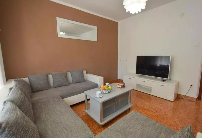Apartments Blazevic