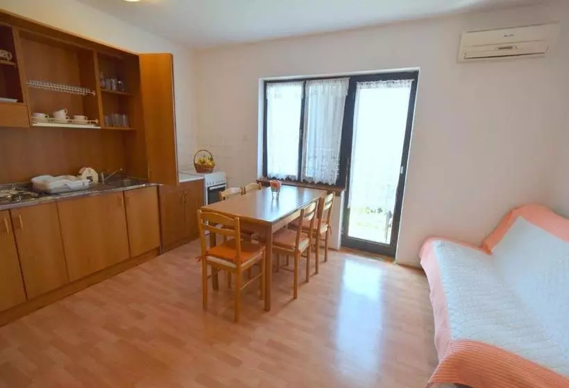 Apartments Blazevic