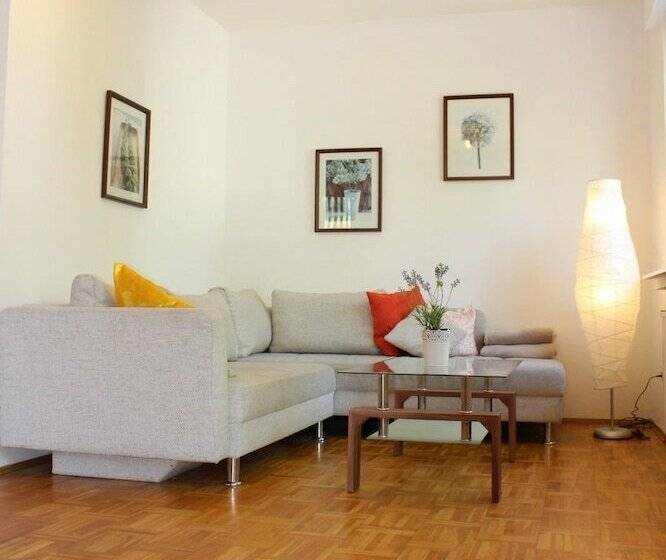 فندق Fewo Zentral