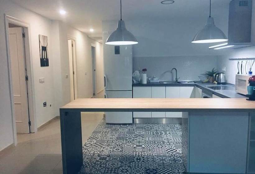 Luxurydreams First Line