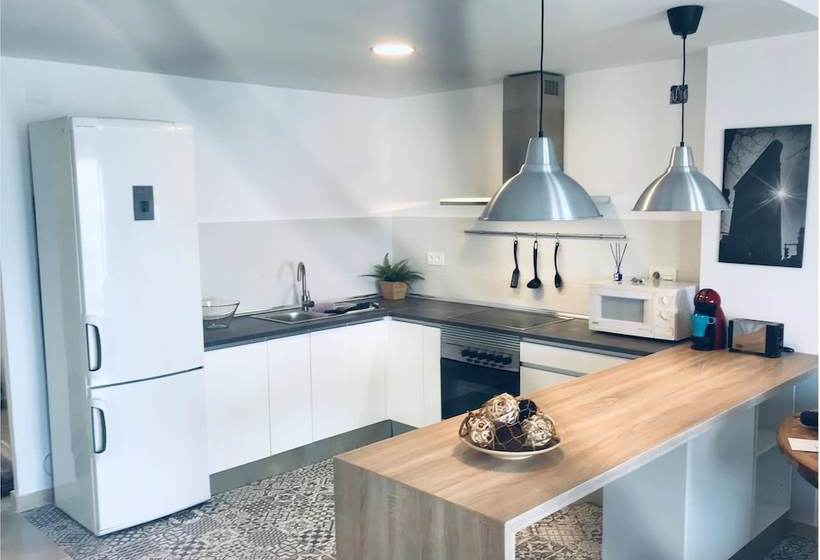 Luxurydreams First Line