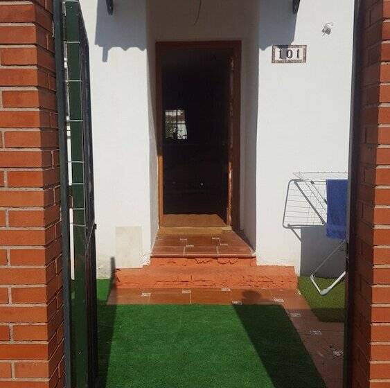 פנסיון Guest House Marbella