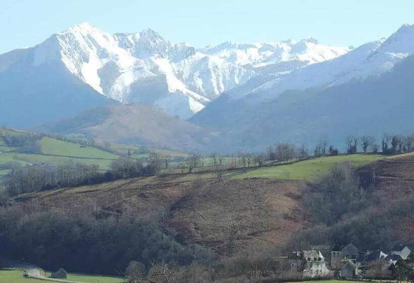 Aamiaismajoitus (B&B) Maison D Hôtes Et Campement Mariposa