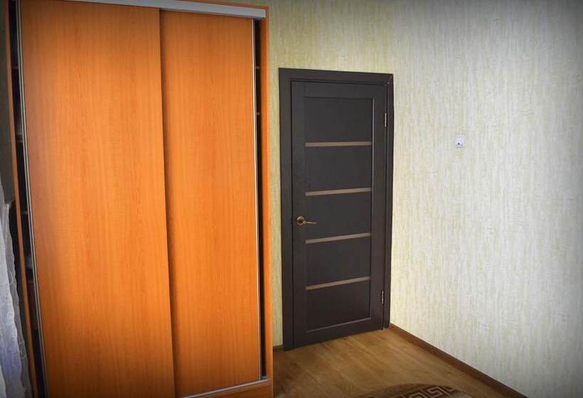 Dobrye Sutki Apartment On Mukhacheva 258