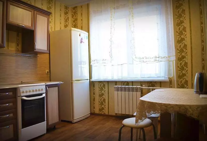 Dobrye Sutki Apartment On Mukhacheva 258