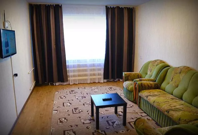 Dobrye Sutki Apartment On Mukhacheva 258