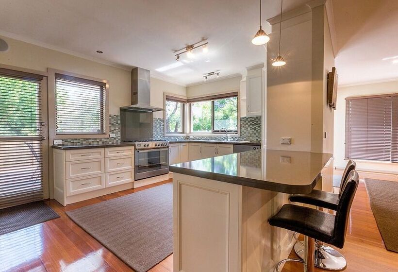 Broadwater By The Beach With Heated Outdoor Spa