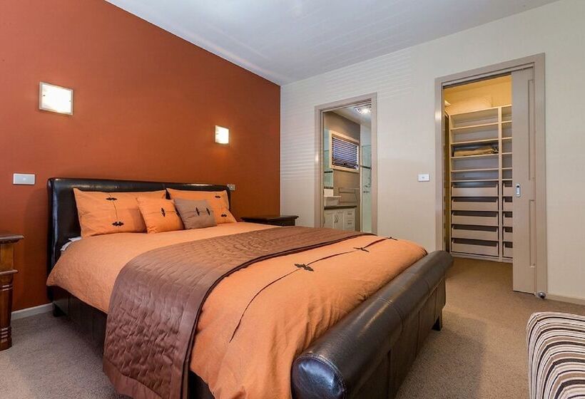 Broadwater By The Beach With Heated Outdoor Spa