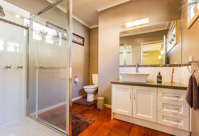 Broadwater By The Beach With Heated Outdoor Spa