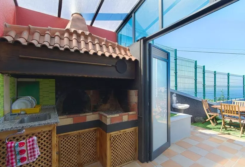 Panoramic House In Ponta Do Sol