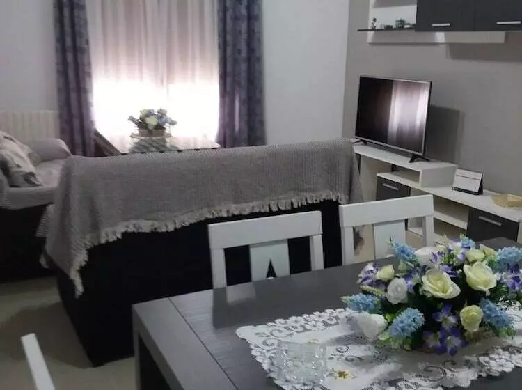 La Tahona De Perales