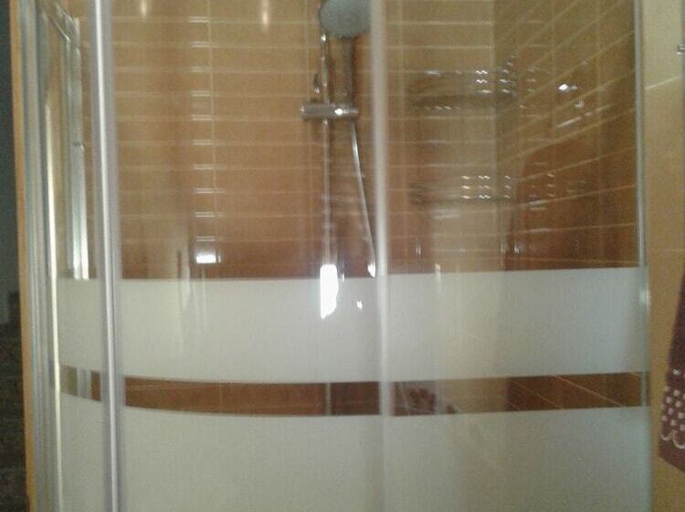 La Tahona De Perales