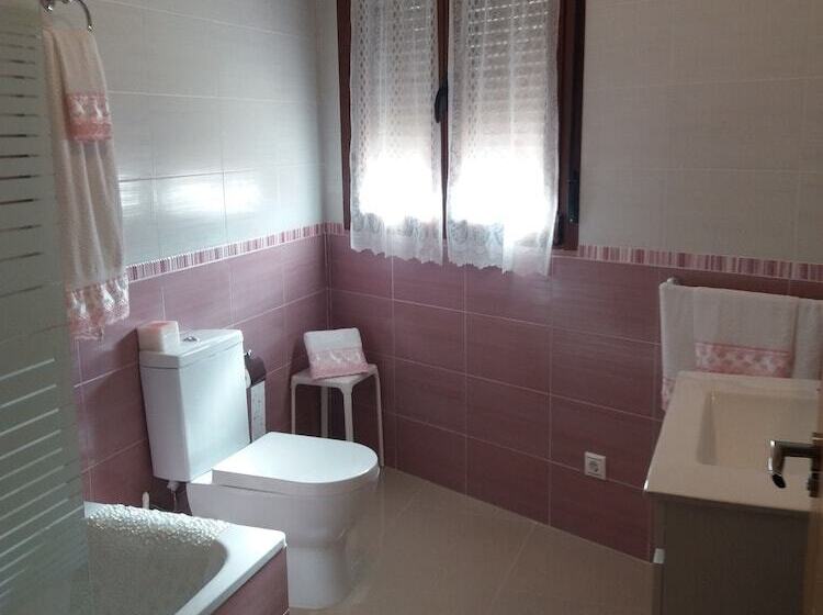 La Tahona De Perales