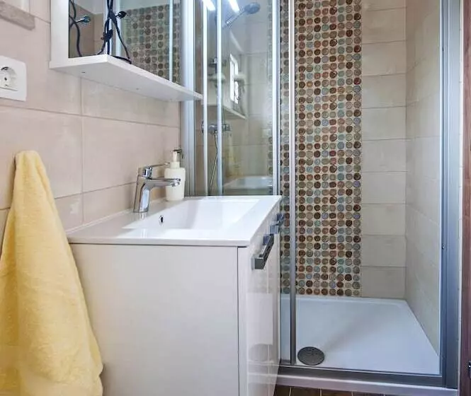 پانسیون Apartments & Rooms Chiara