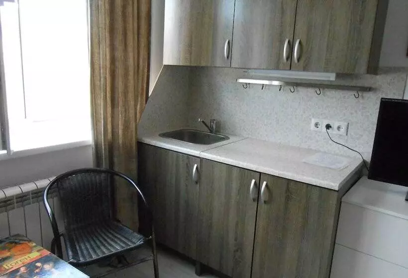 Majatalo Guest House Otel 1