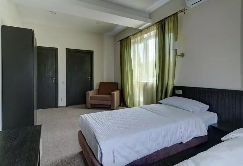 Majatalo Guest House Otel 1