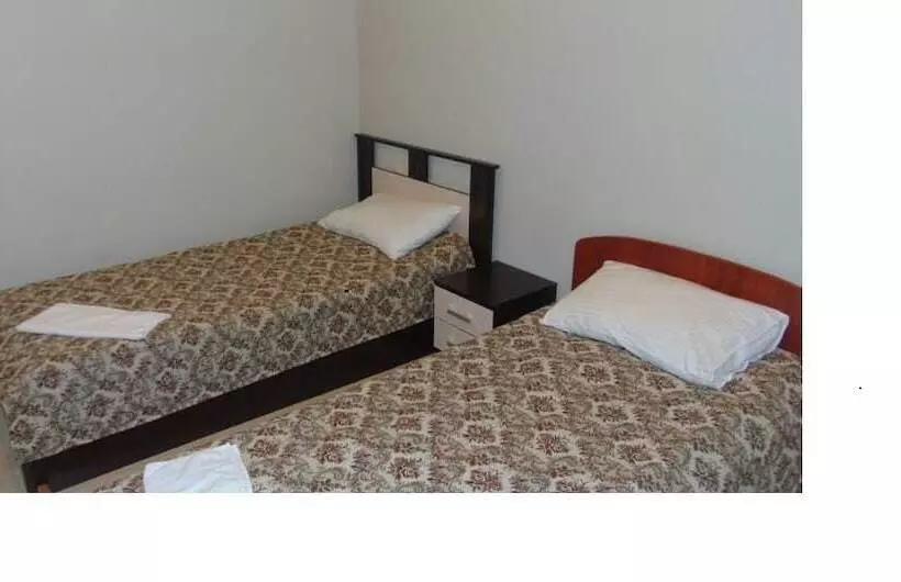 Majatalo Guest House Otel 1