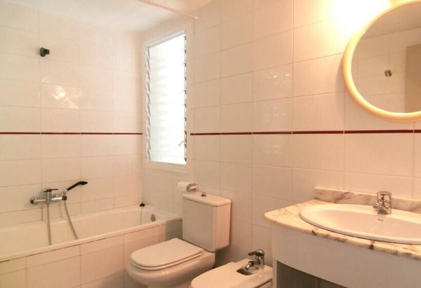 106136   Apartment In Begur