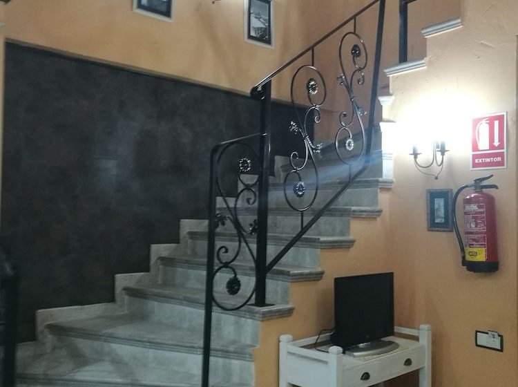 Apartamentos Melchor De Liã‘an