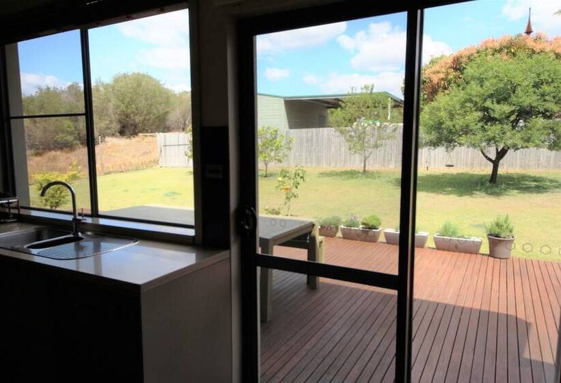 Beachcomber 39 Phillip Drive South West Rocks